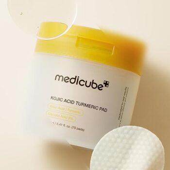 MEDICUBE Kojic Acid Turmeric Pad - Glam Secret